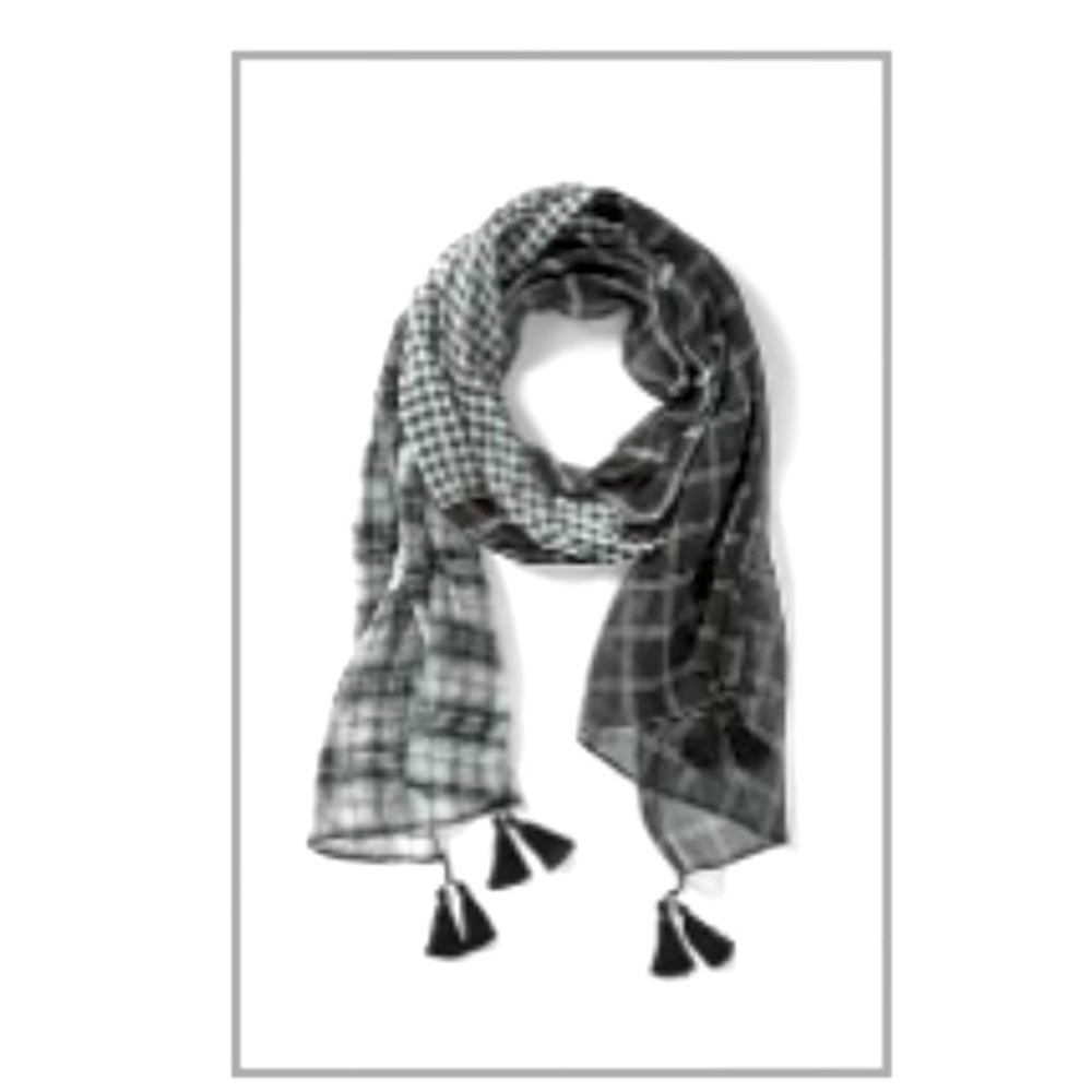 J.Jill black & cream mixed plaid scarf